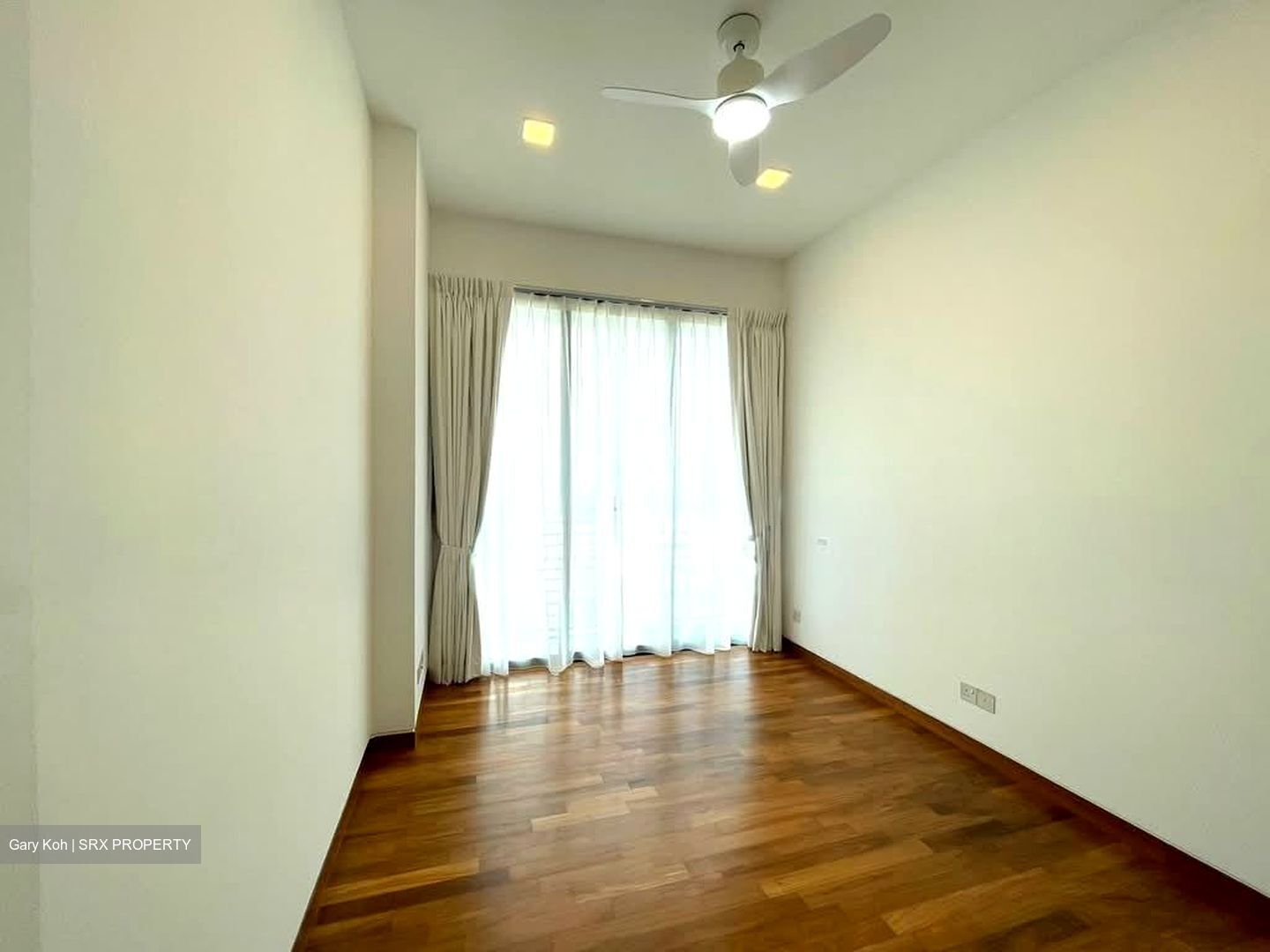 RiverGate (D9), Apartment #569206111